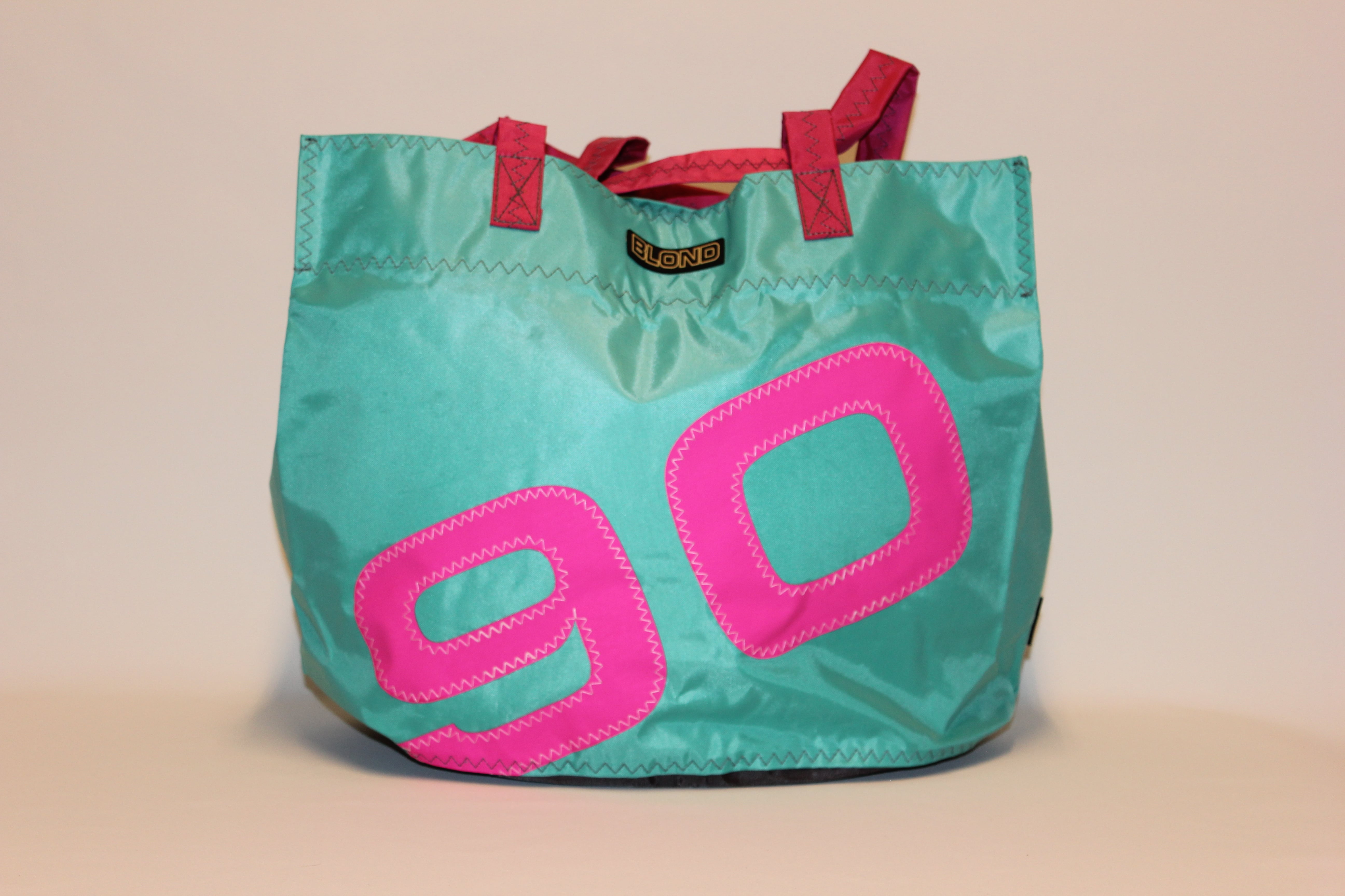 Mobile Preview: Beach Bag No. 90