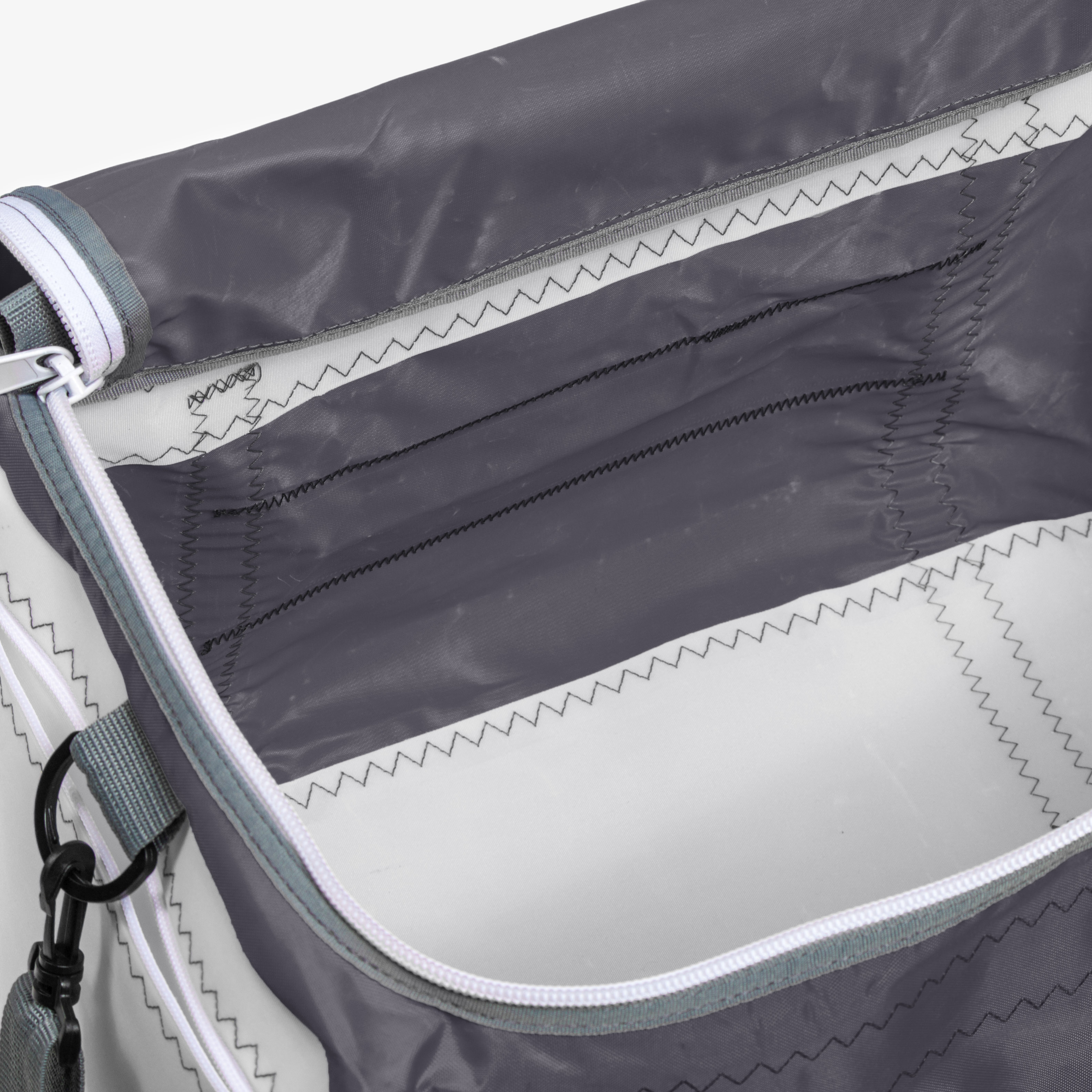 Mobile Preview: Travelbag M 23